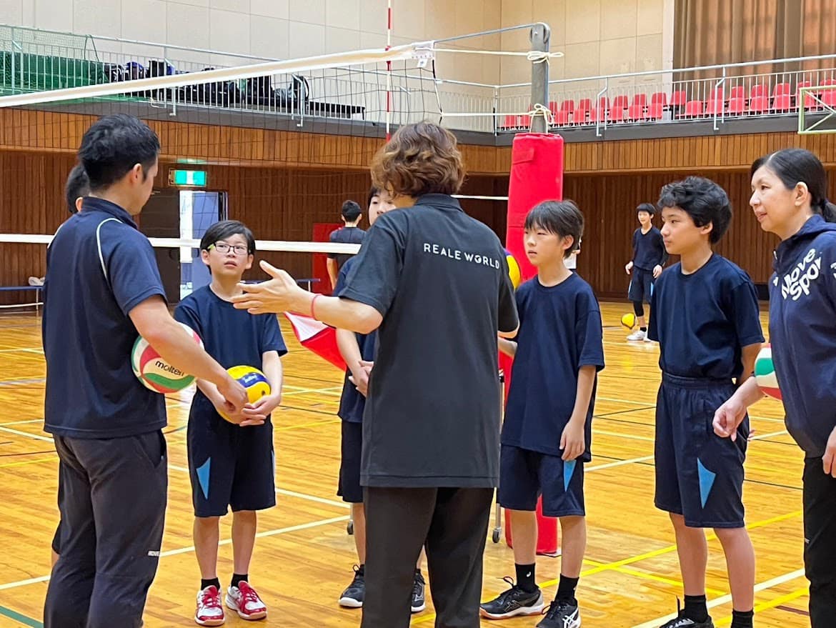 オリンピア中村和美選手のバレーボールクリニックを中学生を対象に開催！次回は10月26日！