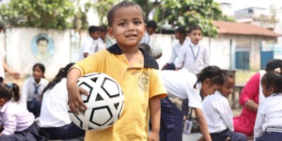 子どもたちに「成長のきっかけ」を提供!駐日ネパール大使の故郷の村で「MY FOOTBALL KIT」プログラム開催!